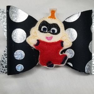 New handmade hairbow